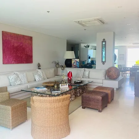 Luxury Apartament With Pool And 360 View Apartamento